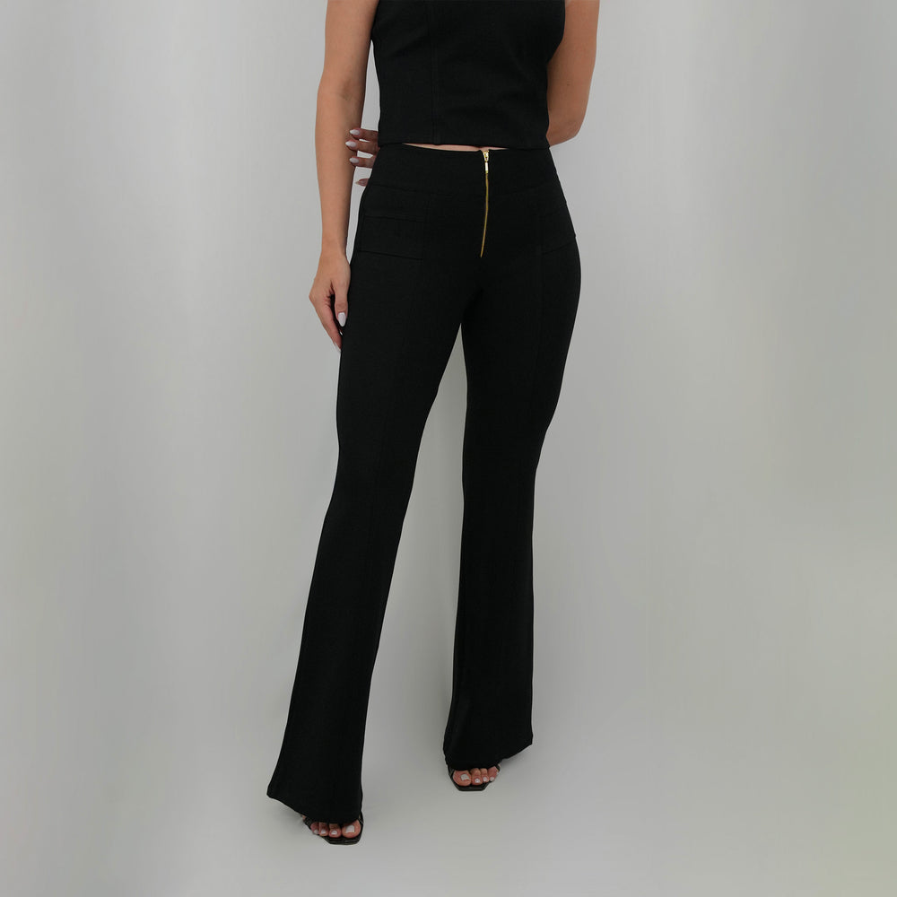 
                      
                        CALÇA FLARE (ZÍPER)
                      
                    