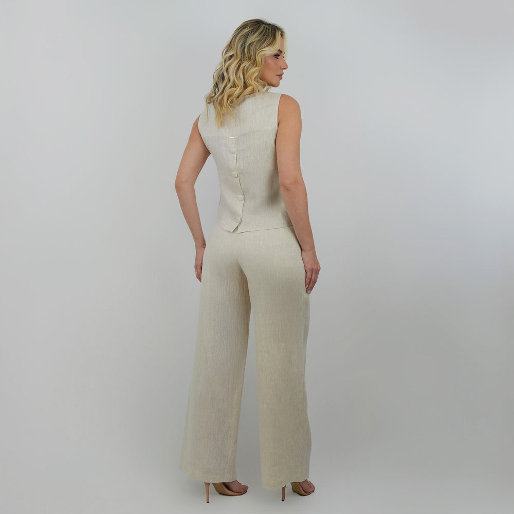 
                      
                        CONJUNTO CALÇA E BLUSA SEM MANGA
                      
                    